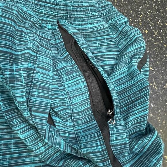 Lululemon Pace Breaker Shorts. Dark Teal Space Dye. Large. - Picture 4 of 7